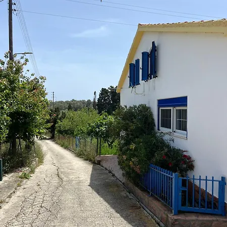 Διαμέρισμα Village *